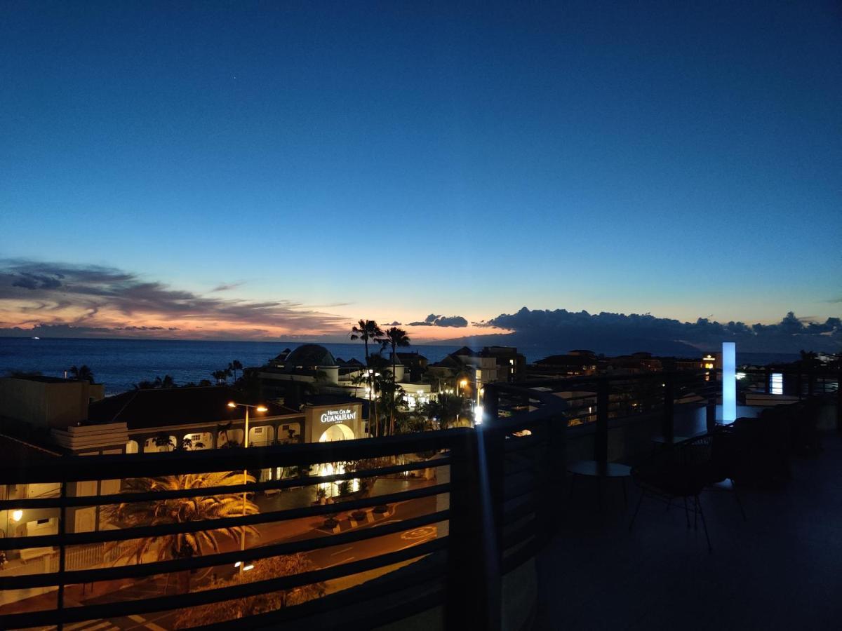 Luxury Apartment With Pool View 아데제 외부 사진