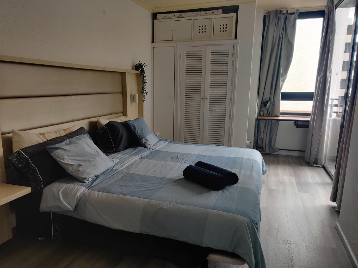 Luxury Apartment With Pool View 아데제 외부 사진
